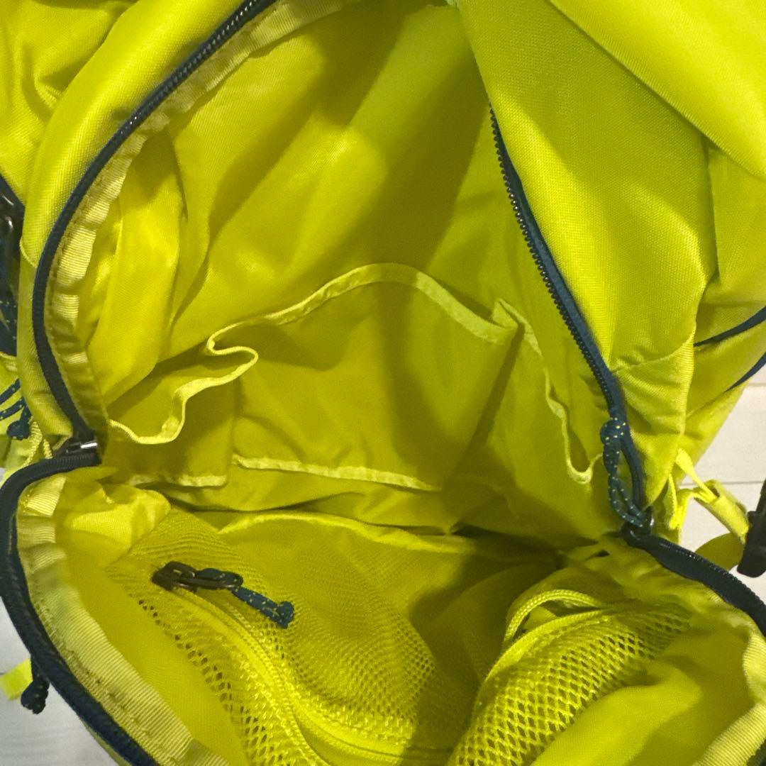 美品 パタゴニア スノードリフターザック 30リットル