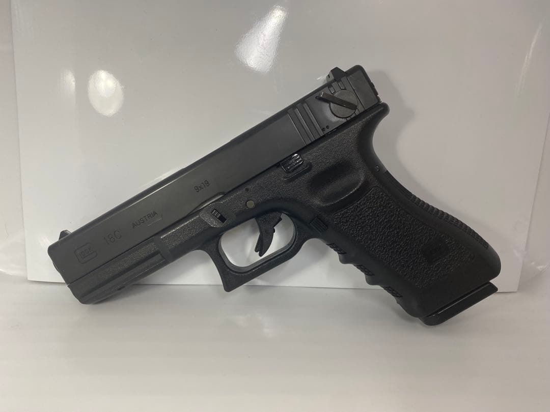 グロック18c メーカー名···東京マルイ