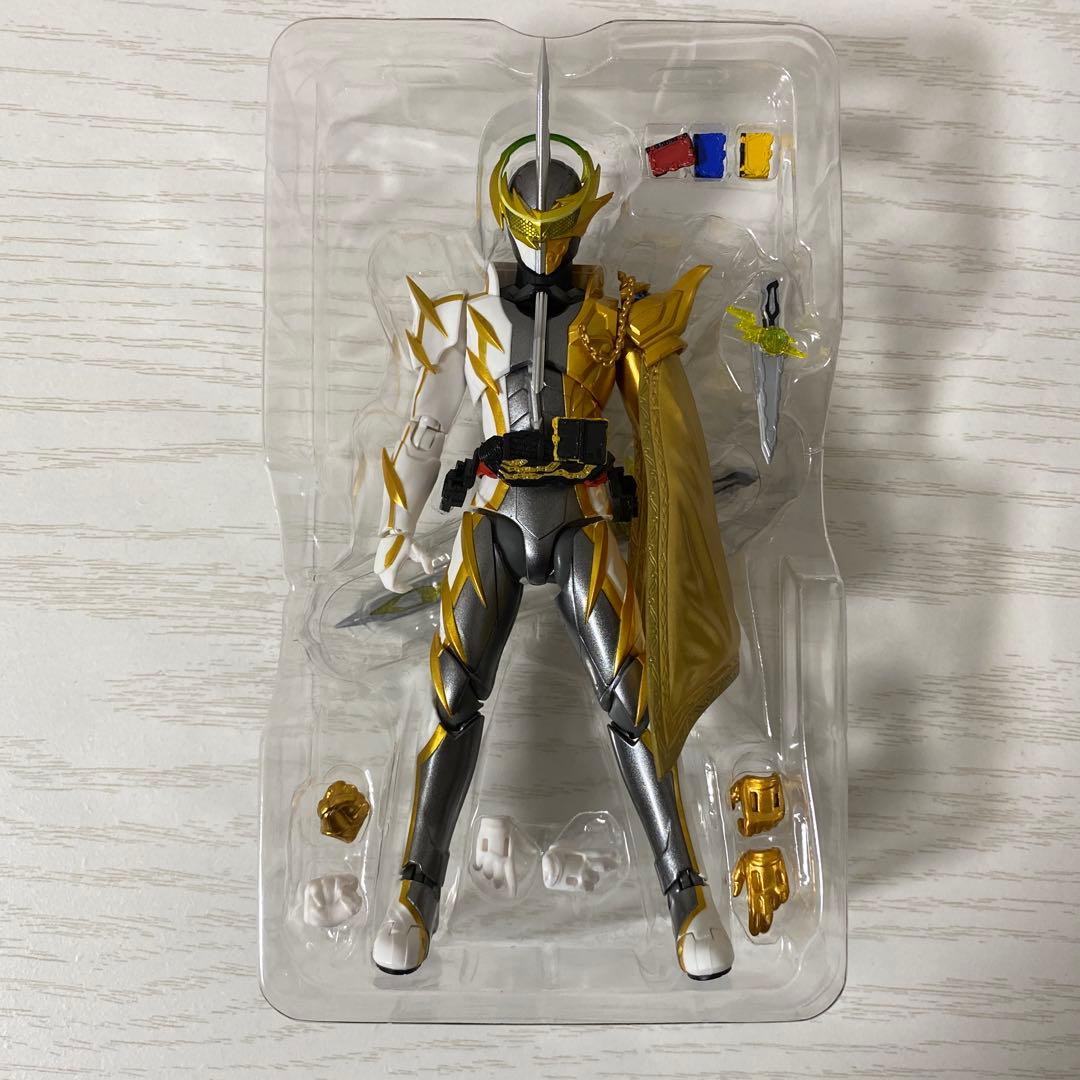 仮面ライダーセイバー S.H.Figuarts ブレイズ エスパーダ