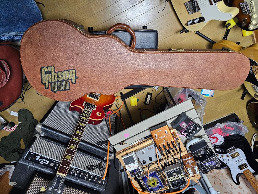 Gibson レスポール classic 2000年製 ハードレリック純正ケース