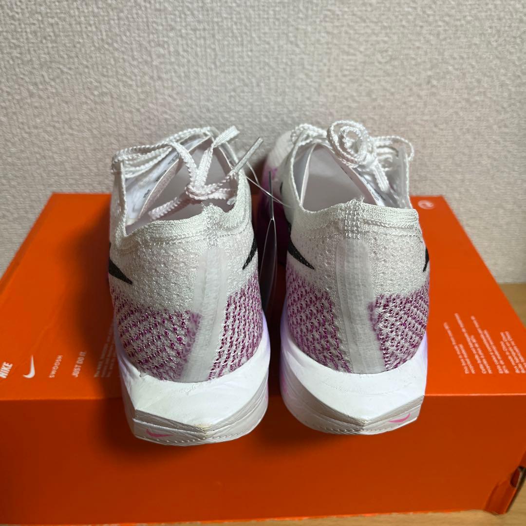 新品 W ZOOMX VAPORFLY NEXT% 3 白紫 27cm