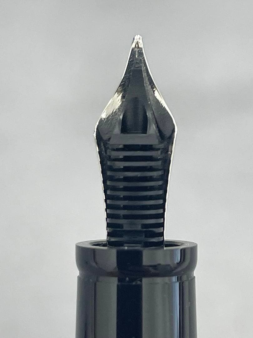 【未使用】MONTBLANCモンブラン 万年筆 ボエム M ノワール　オニキス