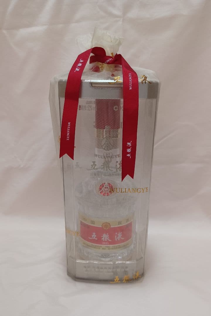 五粮液 Wu Liang Ye 白酒 52%