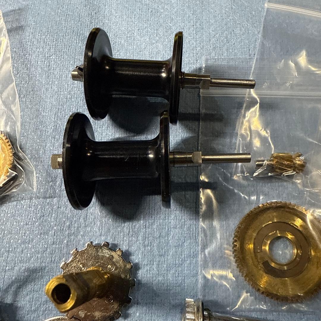 ABU アンバサダー2500c中古パーツ補修用に　セット