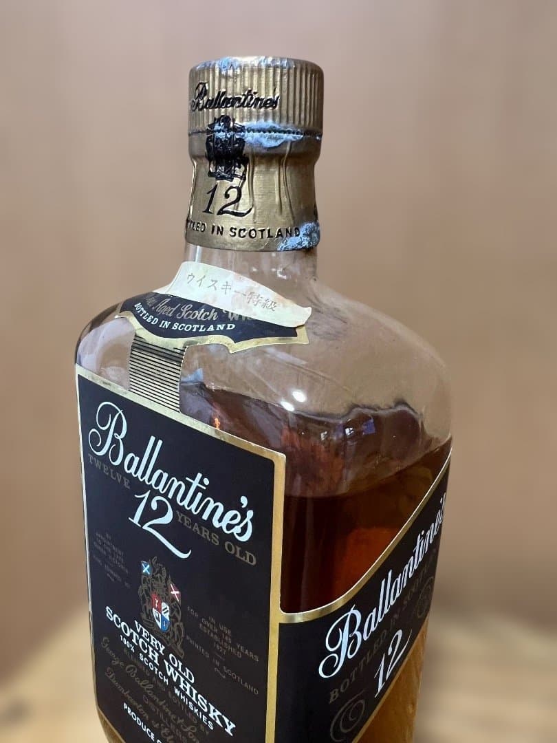 Ballantine's バランタイン12年 VERY OLD 赤青旗 紋章