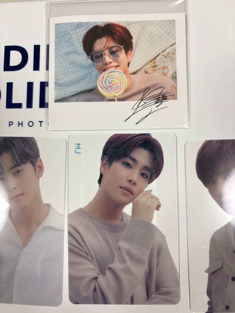 ASTRO ORDINARY HOLIDAY ポラロイド　トレカ