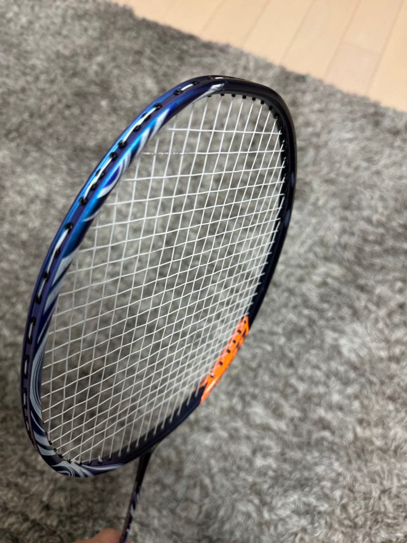 ラケット ASTROX100zz