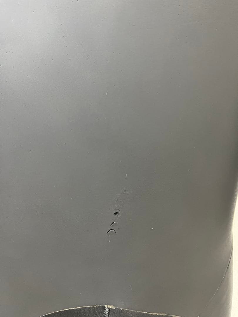 Fellow Wetsuits セミドライ　3/5ミリ