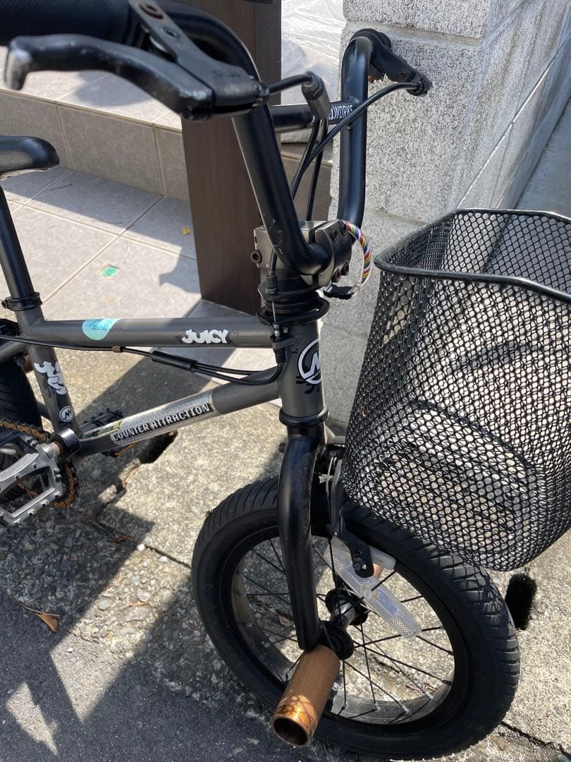 MOTELWORKSJUICY14インチキッズ　BMX ブラック バスケット付き
