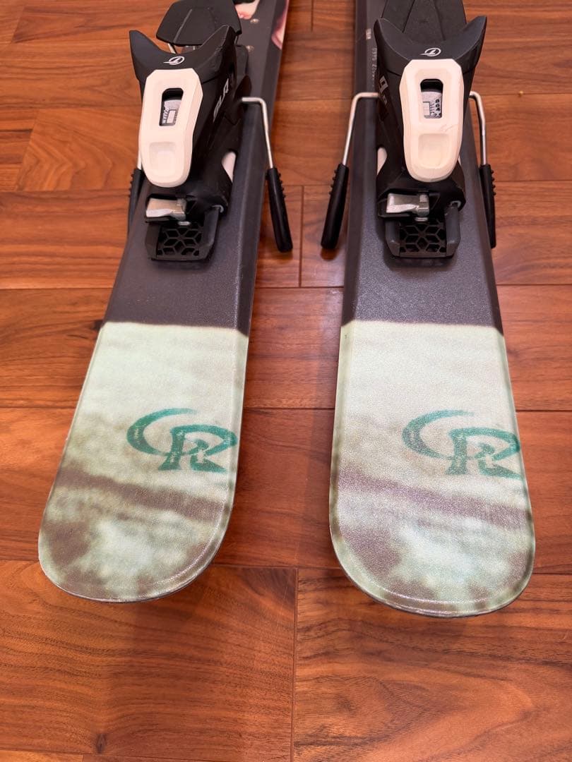 【美品】GR ski life スキーボードFreiheit スキー板