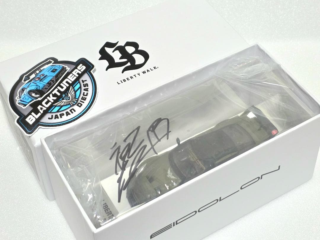 リバティウォーク 限定 Make Up GT-R LBWK1/43サイン入り