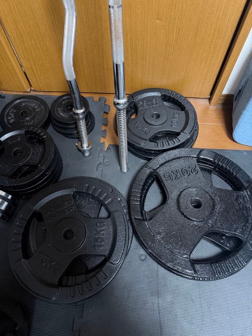 ウエイトプレートとダンベルセット（ベンチ）（セーフティーバー（福岡県内運びます）