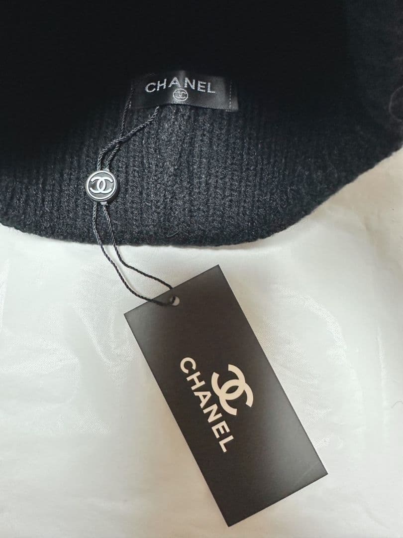 CHANEL ブラックニットビーニー CCロゴ
