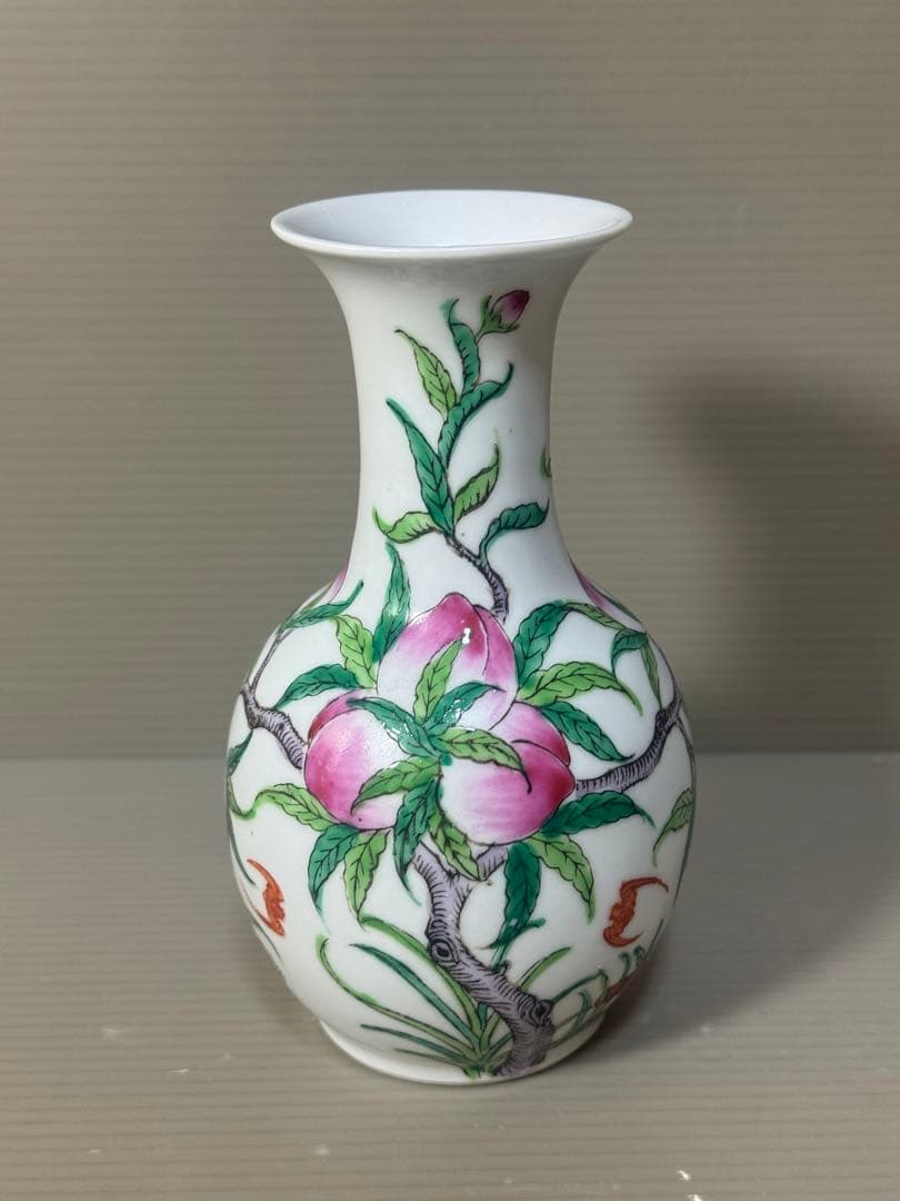 2615 中国骨董　乾隆年製銘　粉彩 桃の図 花入　時代物