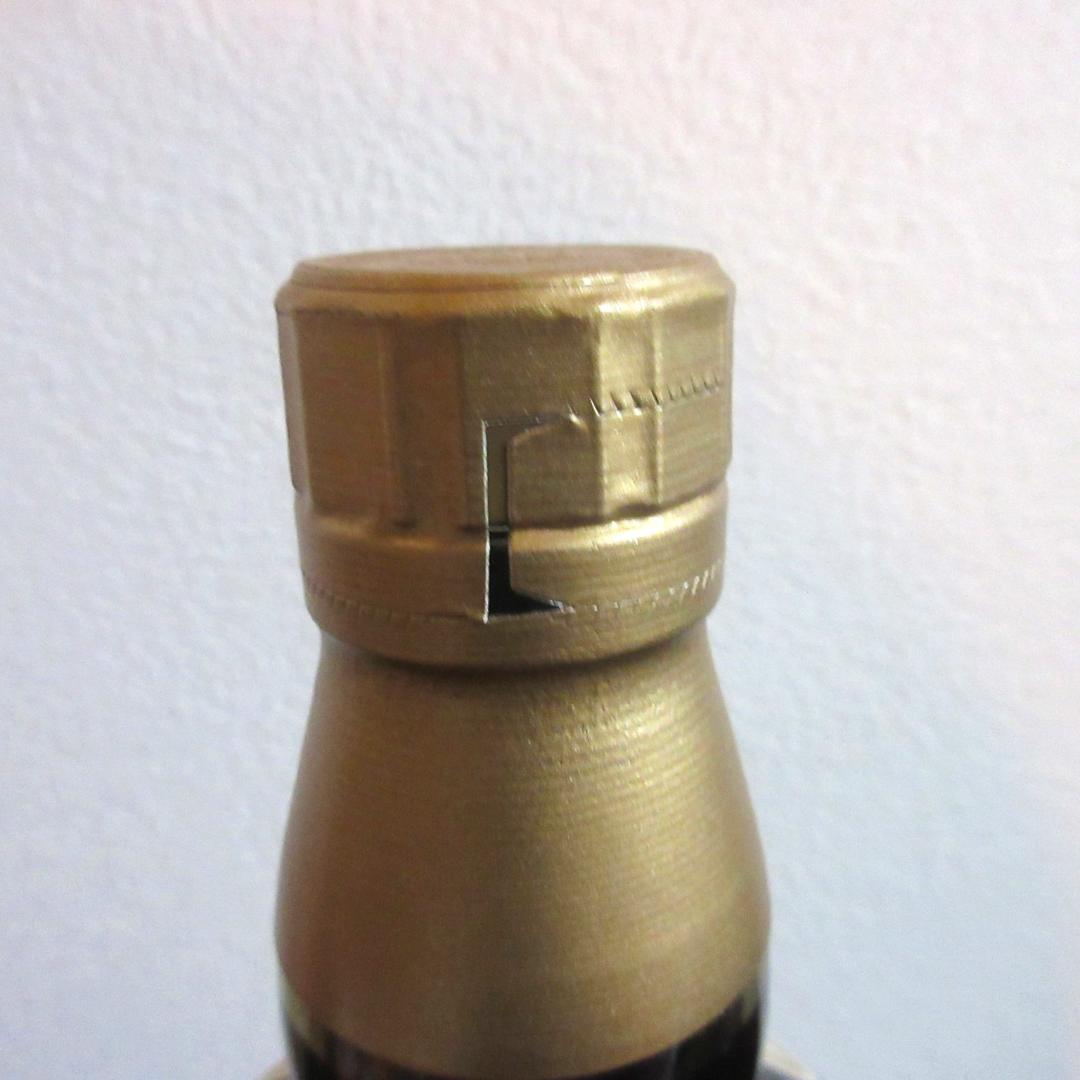 山崎10年シングルモルトウイスキー 700ml 【終売】蒸溜所限定オマケ付き