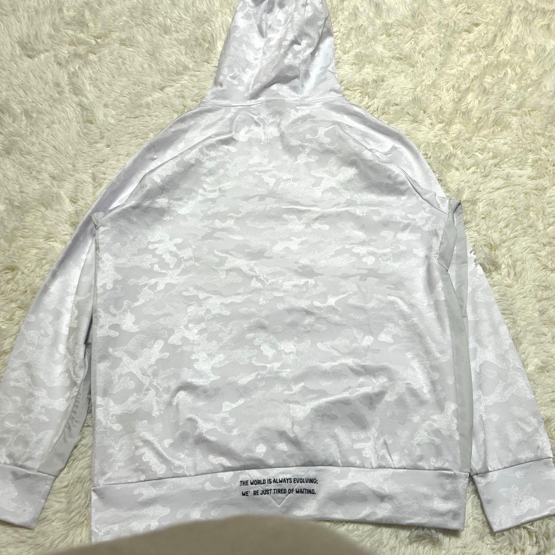 【近年】オークリー ホワイト迷彩柄 フード付き ウェア パーカー メンズ XL