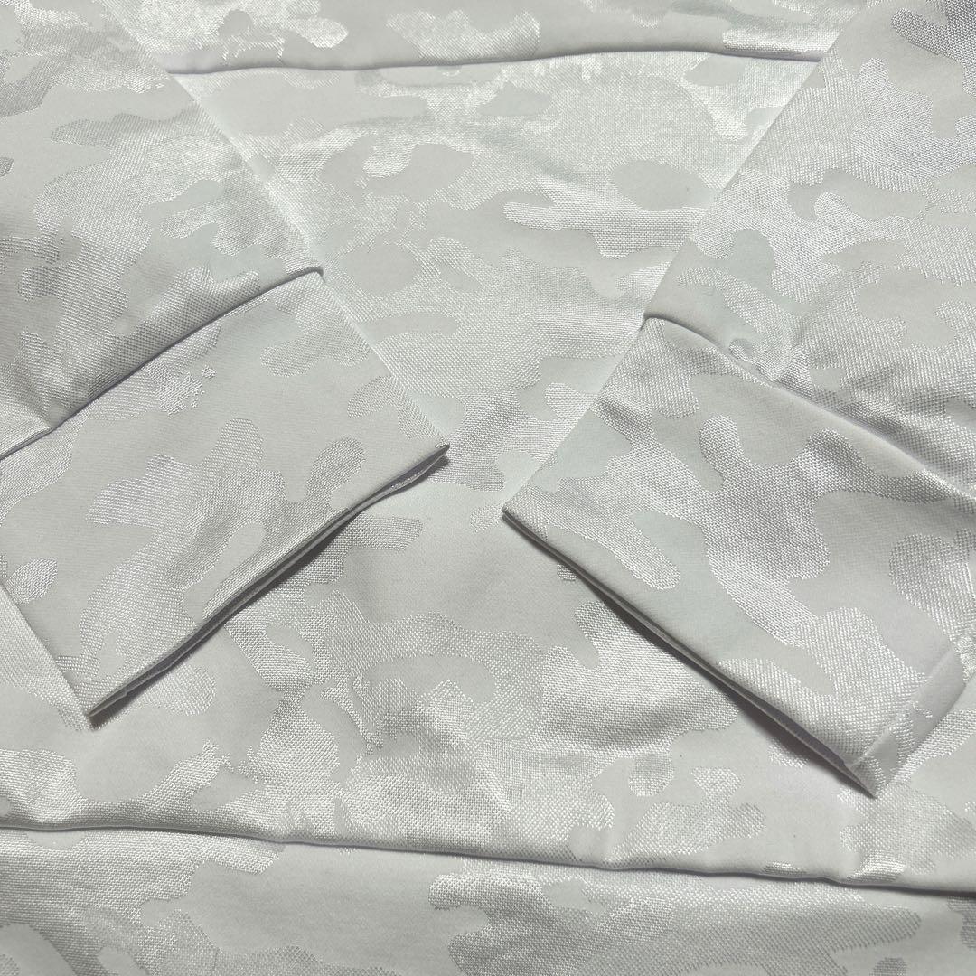 【近年】オークリー ホワイト迷彩柄 フード付き ウェア パーカー メンズ XL