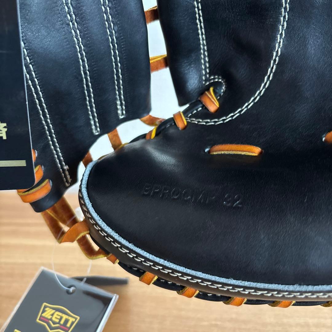 森友哉選手モデル　ゼット　 硬式用　キャッチャーミット　プロステイタスプレミアム