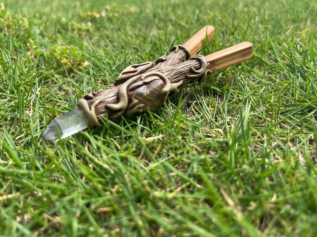 ペルー産＊クリスタル・ルチルクォーツ・貝〜セルフクリペ