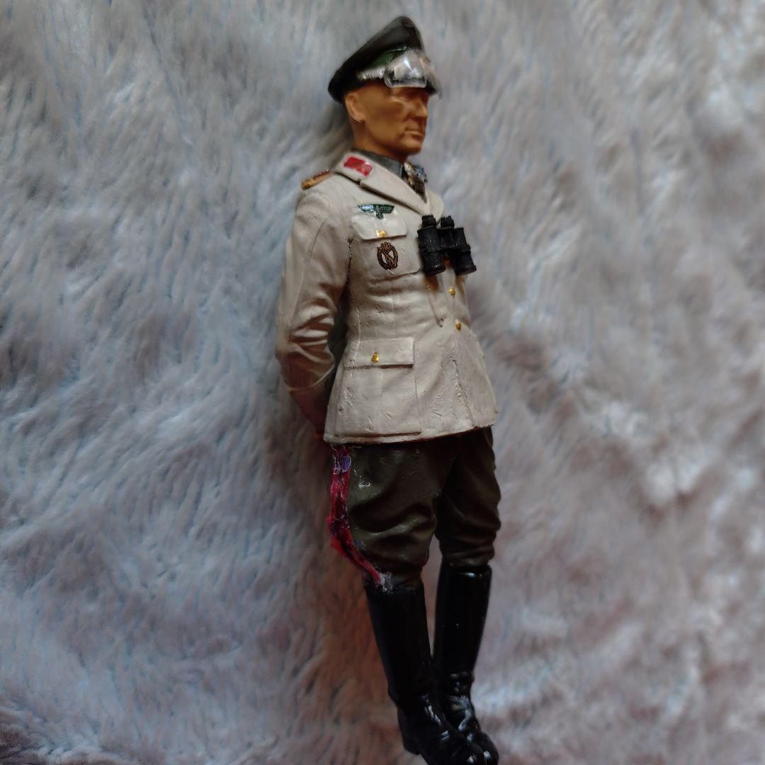 厳寒特価セール！ Wⅱ世界の名将 独軍機甲師団の雄 ロンメル1/16儀仗スタイル