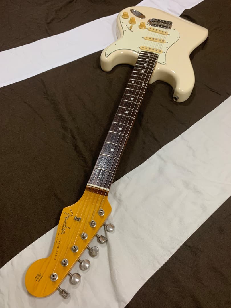 ギター Fender ST62-DMC