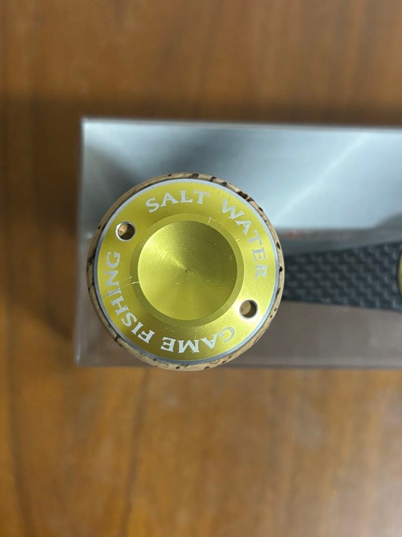 オーシャンマークカーボンコルクハンドル