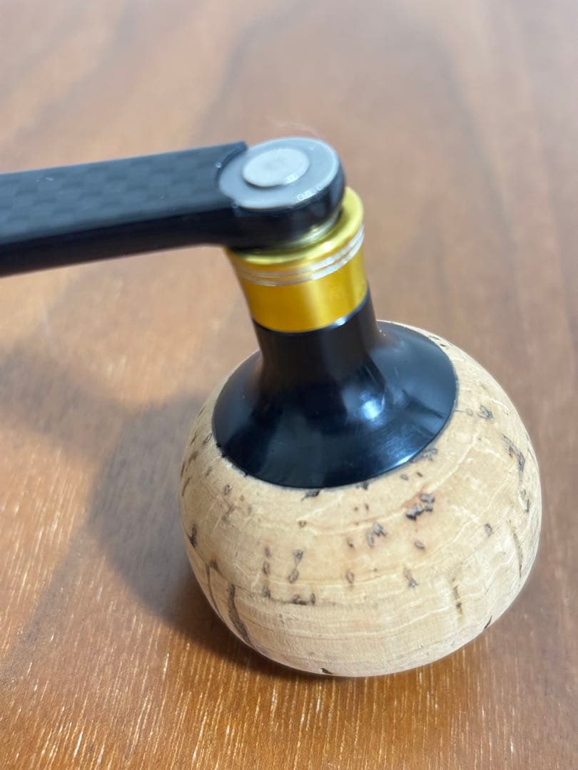 オーシャンマークカーボンコルクハンドル