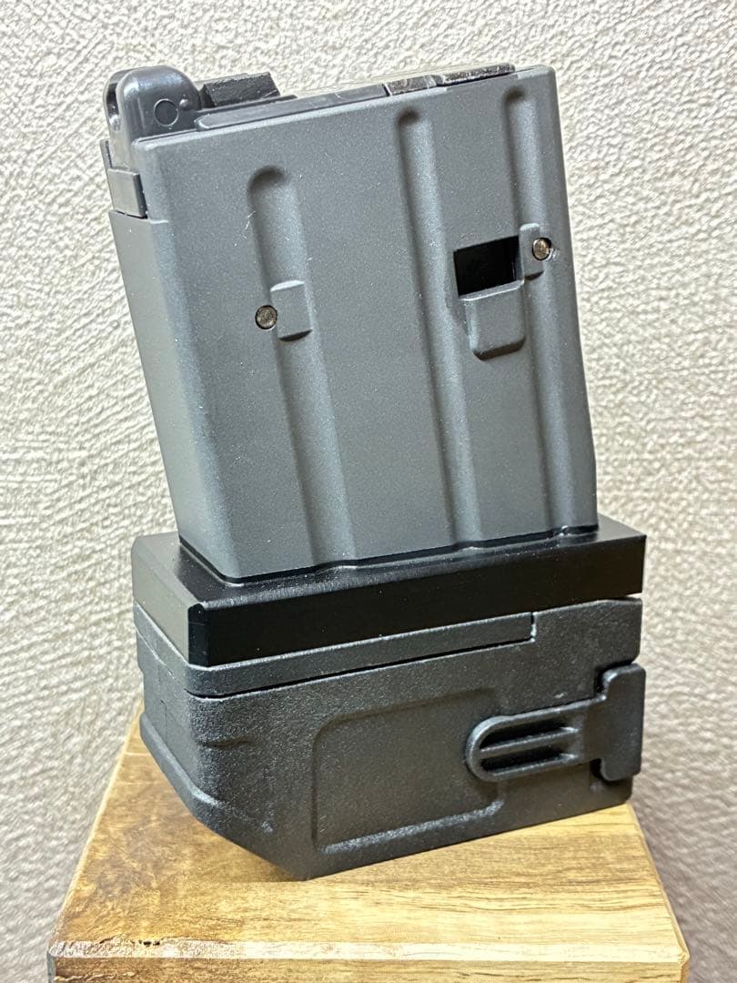 R7-40 東京マルイ GBB M4 マガジンアダプター 外部ソース仕様