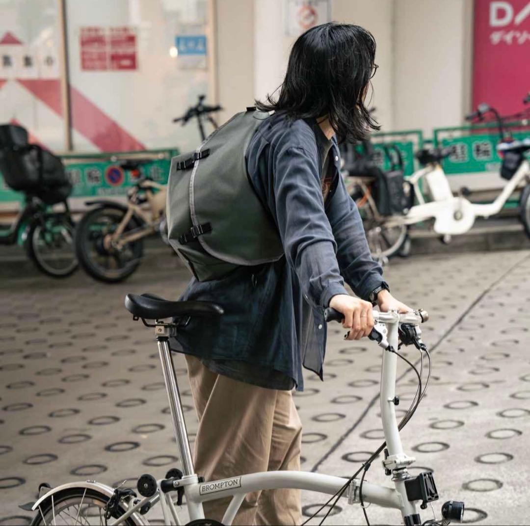 アクセサリー *BLUE LUG* the messenger bag half (grey)