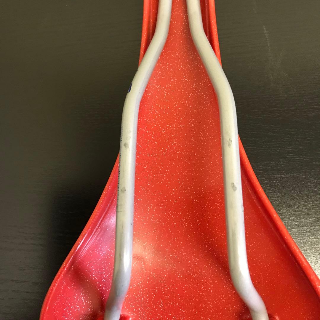 selle ITALIA セライタリア　プラスチック　サドル