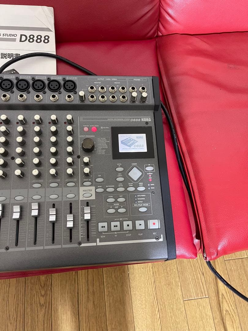 配信機器・PA機器・レコーディング機器 KORG D888