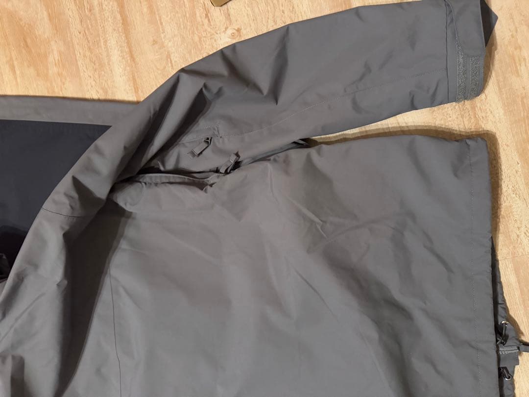 プレイデザイン　スノーボードウェアセット (ジャケット&パンツ)