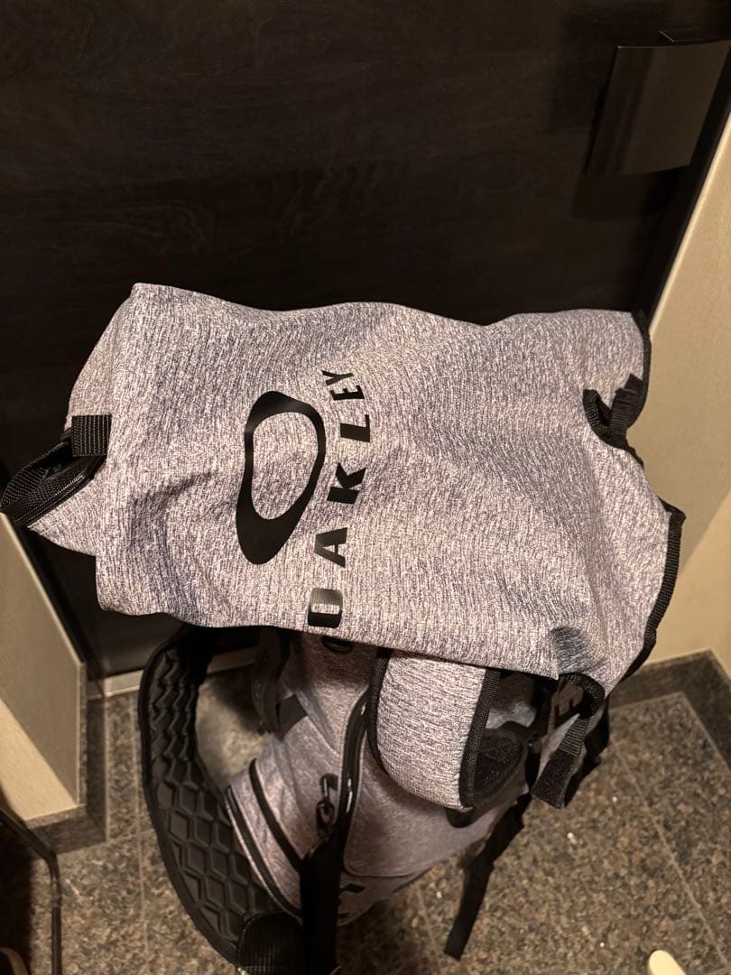 お*魚様 オークリー　スタンド式キャディバッグ 9.5型2.6kg