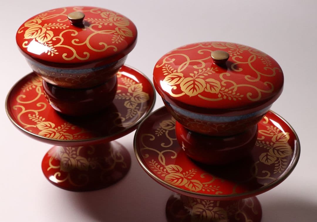 MA454 時代 桐唐草金蒔絵 朱塗 高茶台一対 天目台 赤絵 茶器 茶碗 木製