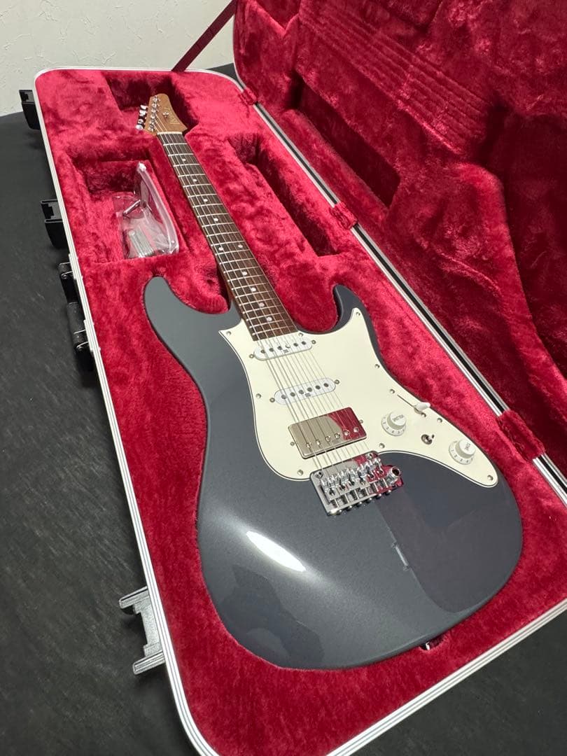 はるかIbanez AZ2204NW-GRM