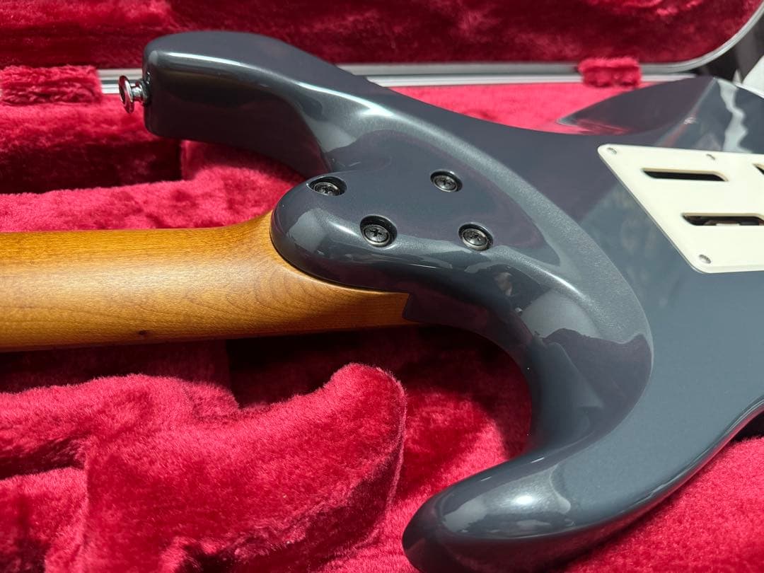 はるかIbanez AZ2204NW-GRM