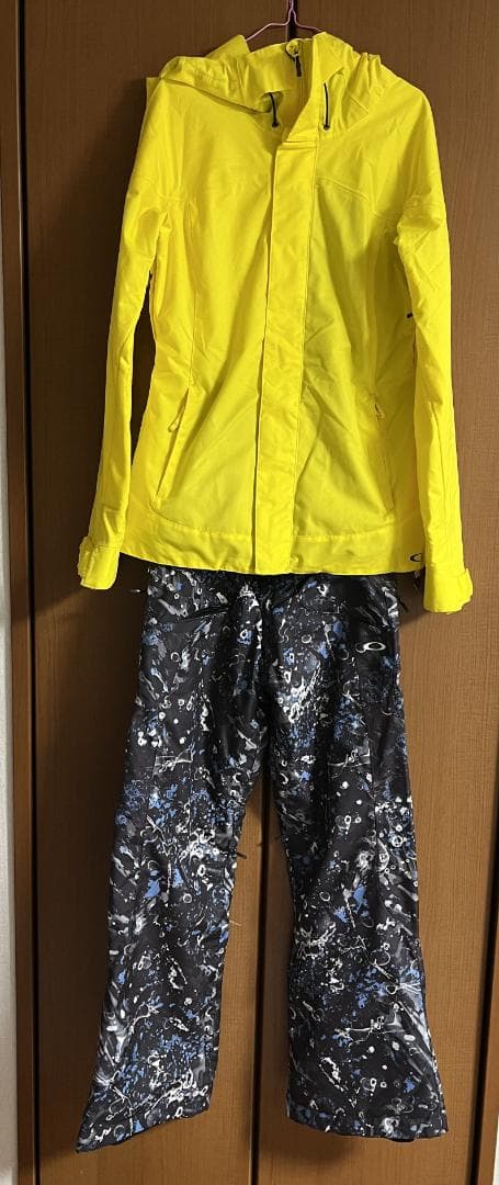 オークリー　スノーボードウエア　上下セット