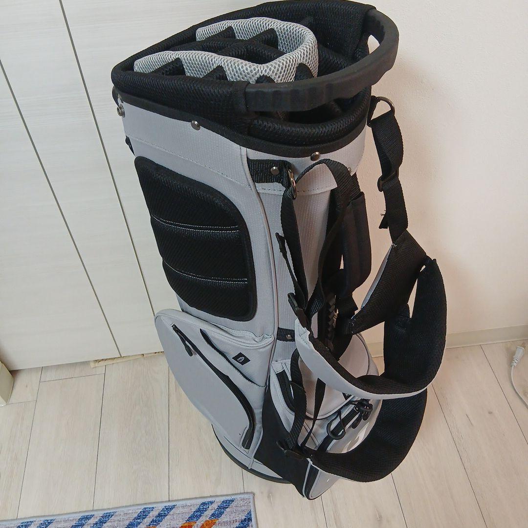 LOVACE スタンドキャディーバッグ新品 (発送は20日以降)