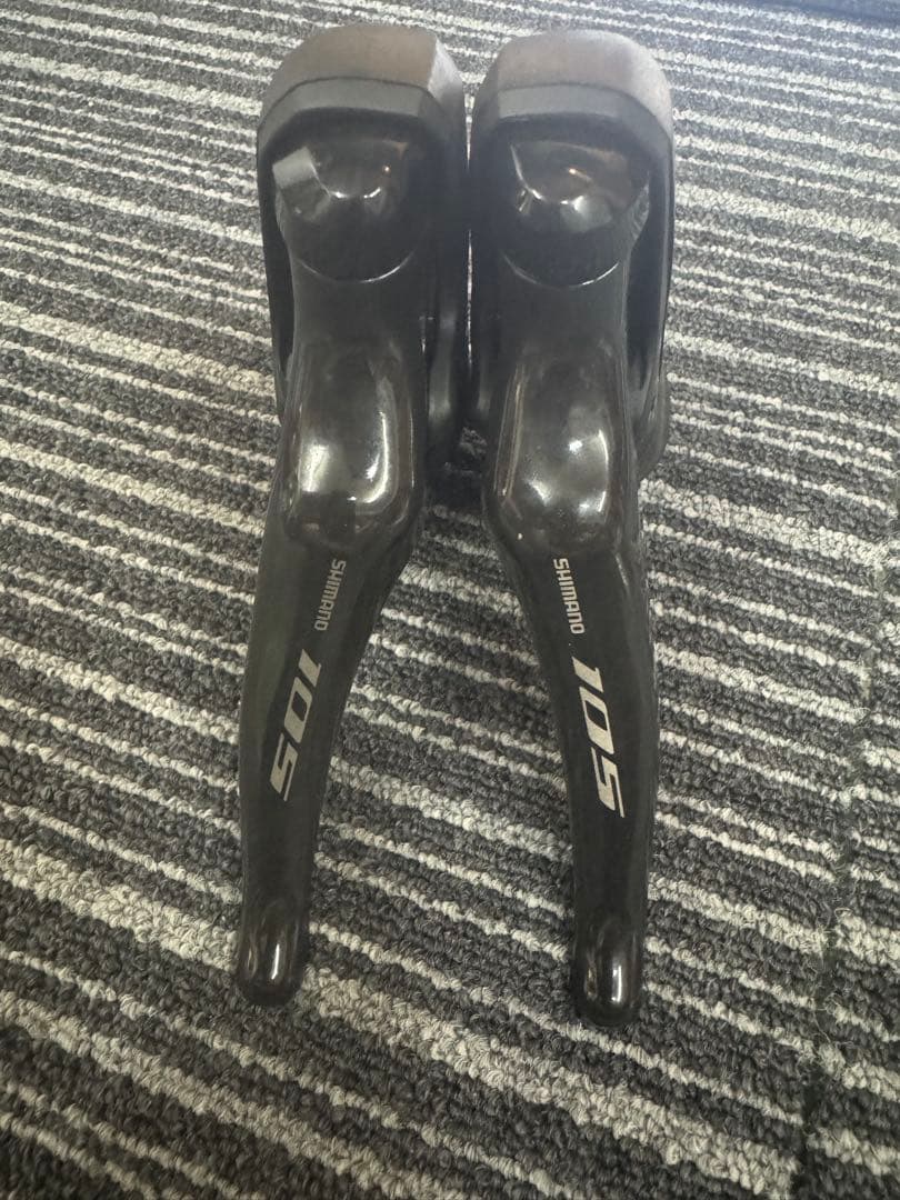 SHIMANO 105 STIレバー ST-R7000 (2×11s)