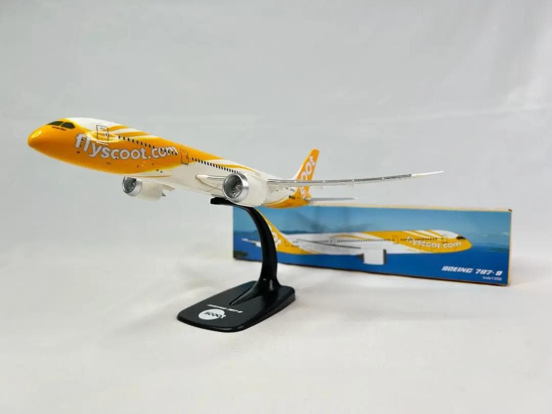 PPC Holland　FLY Scootスクート航空　B787-9　1/250