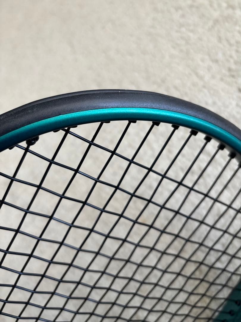 Wilson テニスラケット V9 98インチ 305g 18x20