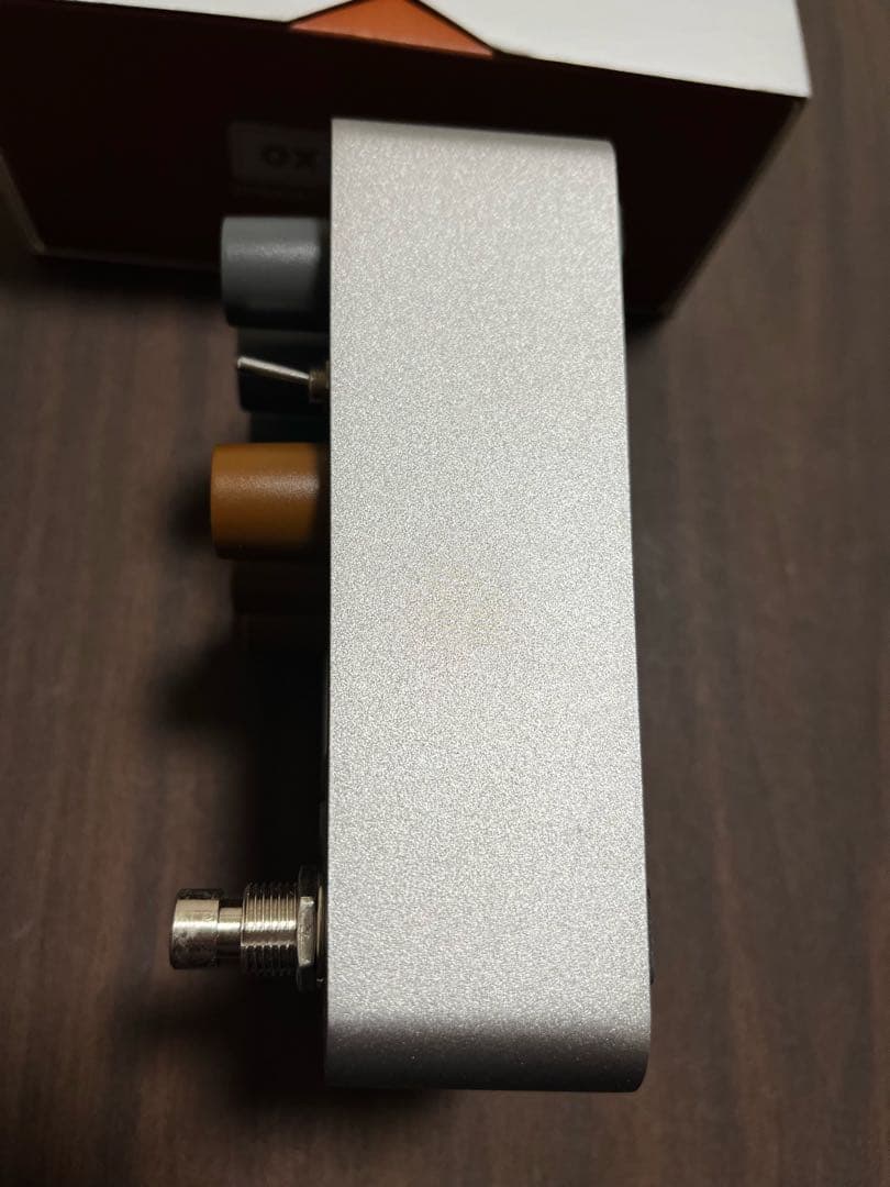 美品UAFX OX STOMP Dynamic Speaker Emulator