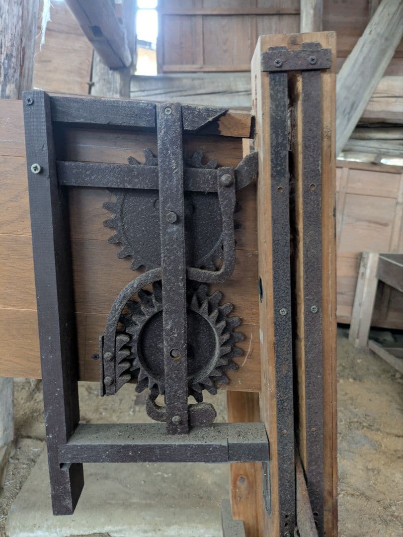 稲藁　裁断機　古道具　アンティーク　手動木工機械　農具