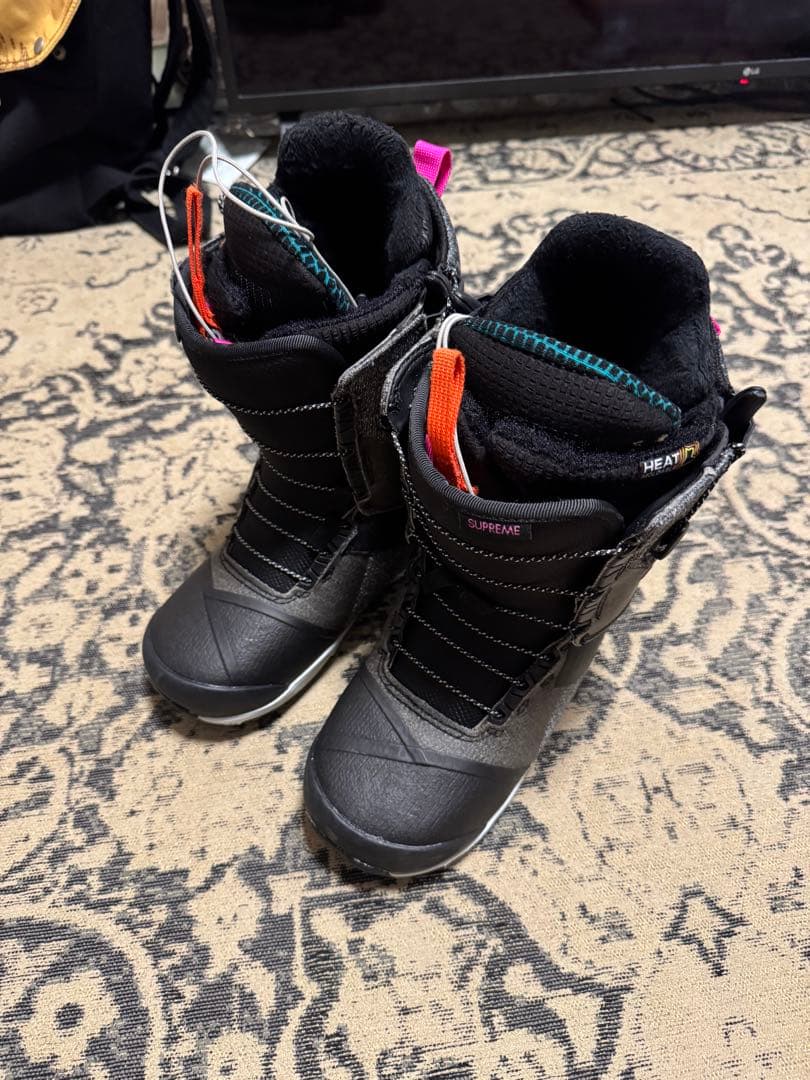 Burton ブーツ　Supreme 22cm