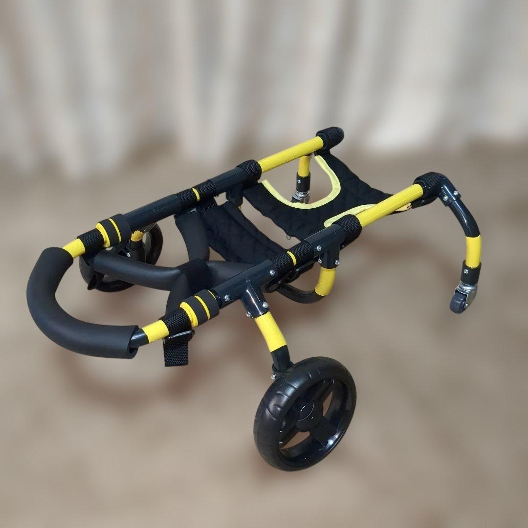 ワンちゃん4輪　リハビリ　食事補助　犬用車椅子　M.ダックス等 犬の歩行器