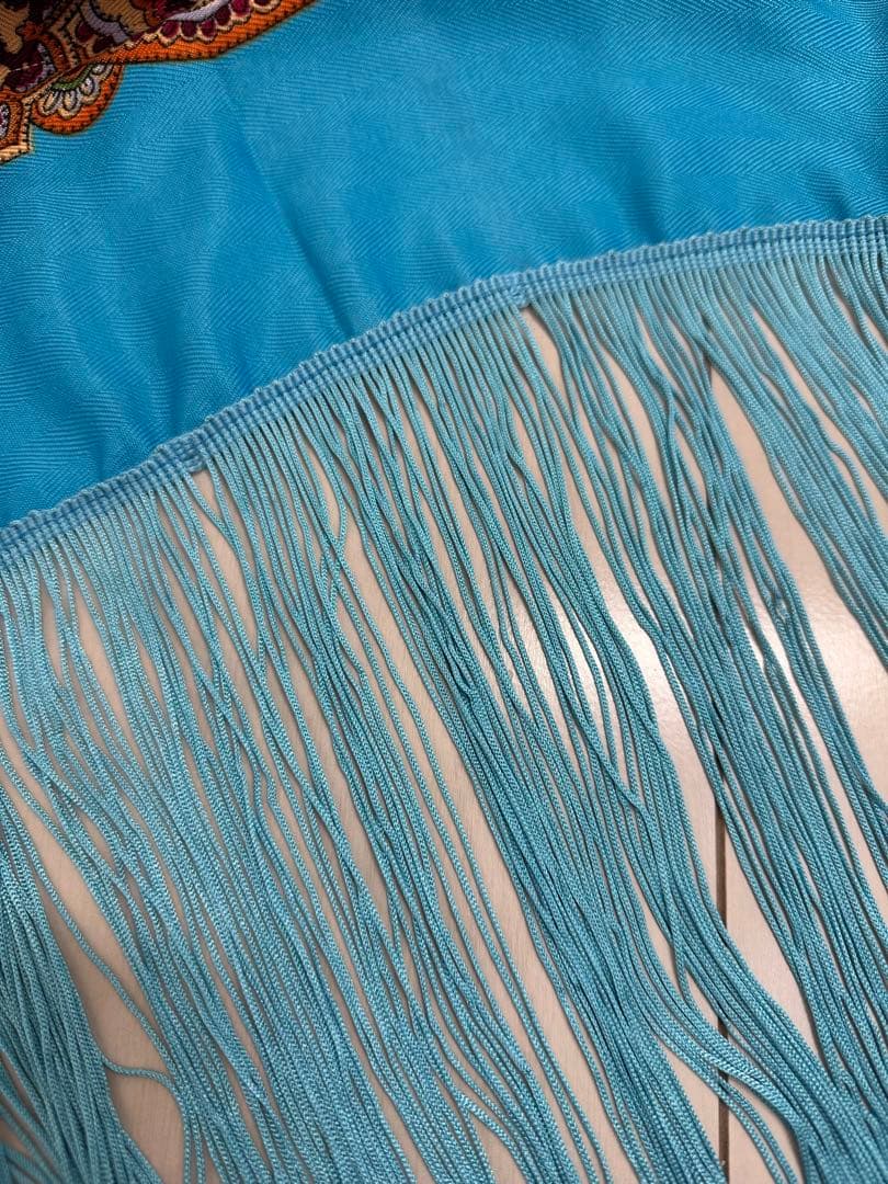 フラメンコ用花柄　大判マントン　ショール 青