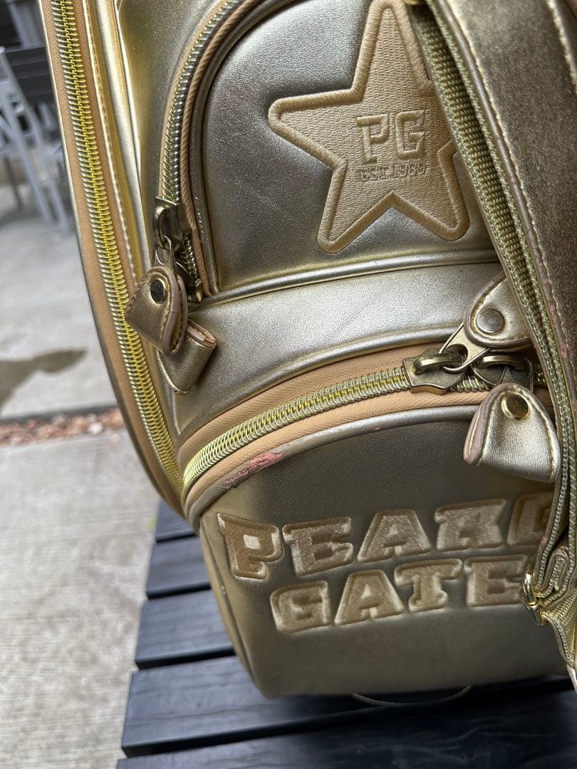 パーリーゲイツ　キャディバッグ　限定品ゴールド