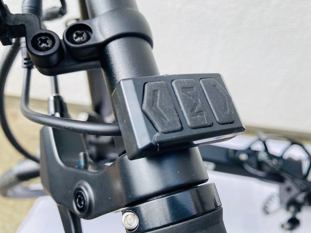 【収納ケース付】EENOUR 電動自転車 C2 折り畳み式 20インチ