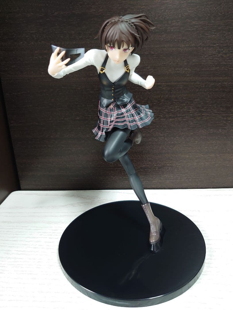 ペルソナ５ ザ・ロイヤル 新島真 制服Ver. ホビージャパン フィギュア