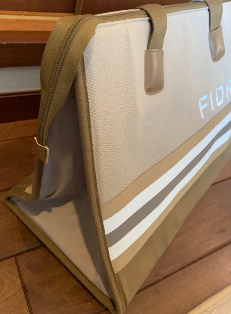 フィドラ　fidra バッグ